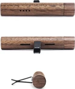 Luxe Autoparfum - Auto Luchtverfrisser Hout - Incl. 2 Geuren! - Zwarte Walnoot - Massief Houten Auto Geur - Air Vent - Aromatherapie - Airconditioner Diffuser - Auto Parfum - Hout - Clip - Navulbaar -Parfum Korting Winkel 1022x1200 3