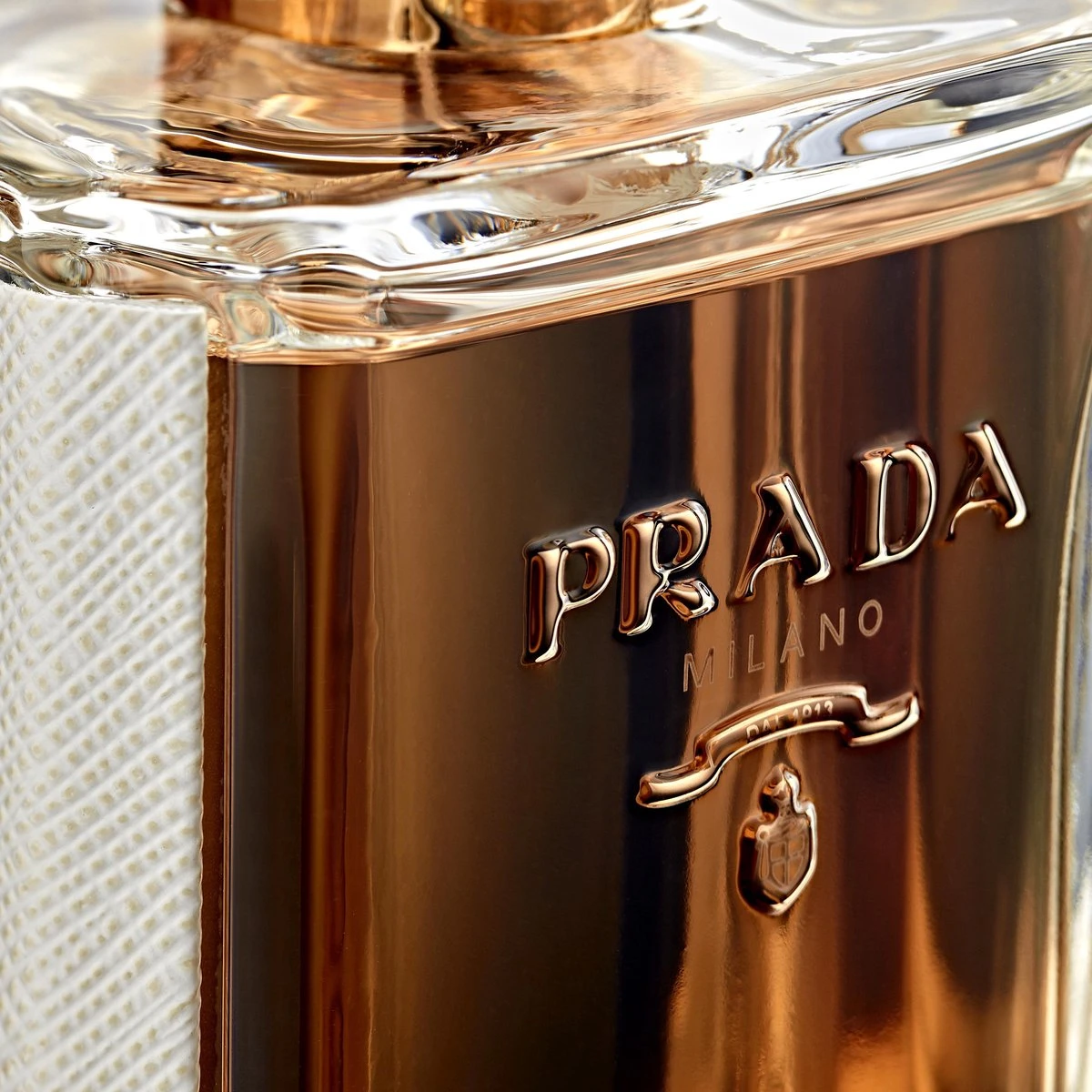 Prada - La Femme - Eau De Parfum - 50ML 12 Prada - La Femme - Eau De Parfum - 50ML - Afbeelding 12